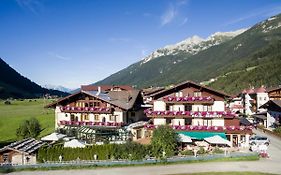 Berghof Hotel