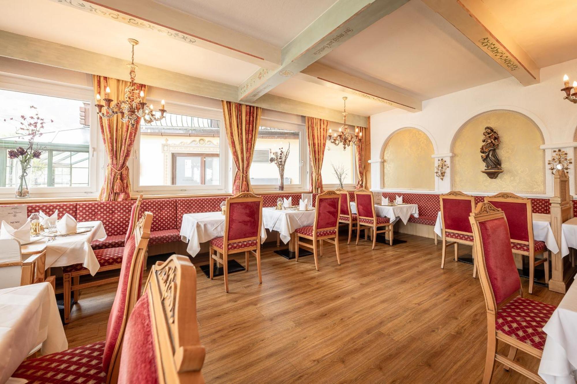 Hotel Berghof Нойштифт-им-Штубайталь Экстерьер фото